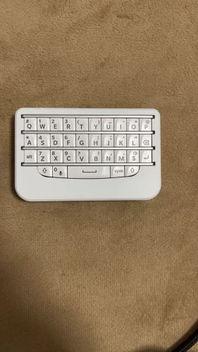 Click to view full screen BBQ10KBD Mini Berry Keyboard photo review