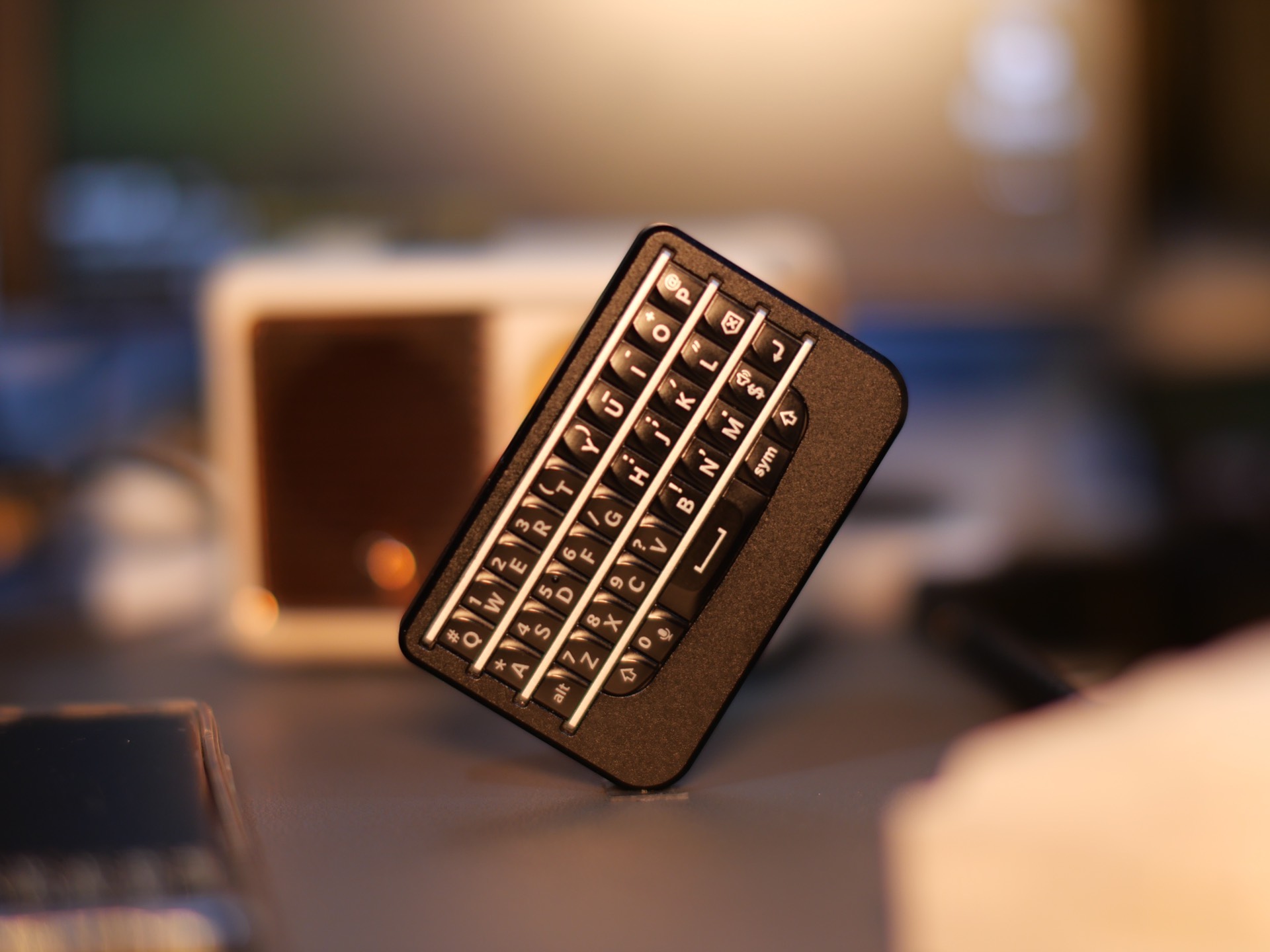 BlackBerry Q20 Mini Keyboard with Classic Navigation and Full Keyboard Layout